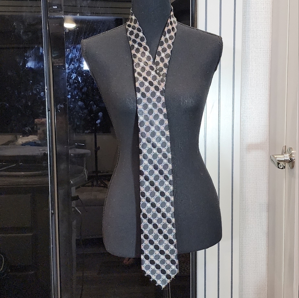 MICHAEL KORS DESIGNER TIE